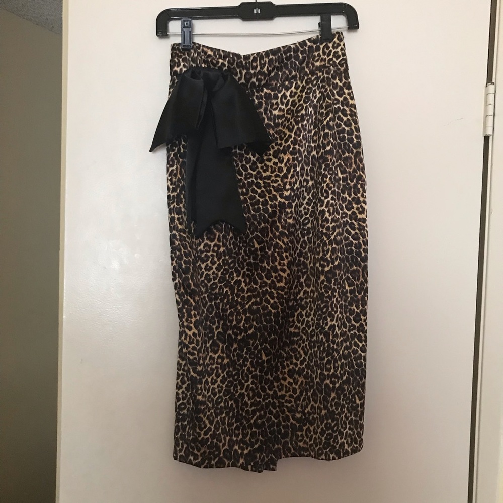 Deadly Dames (PUG Unicorn) leopard skirt